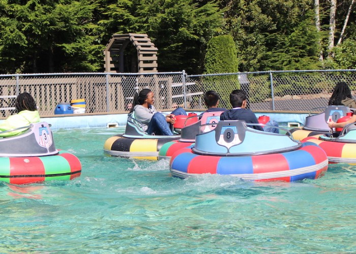 christian boarding school, takes students, on a fun filled day, Oregon Coast