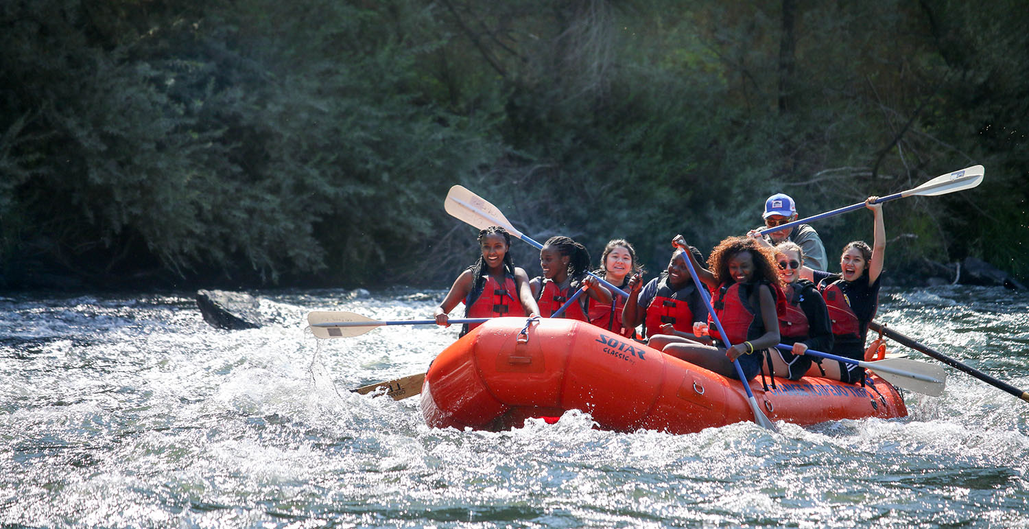 Boarding School Students experience the Pacific Northwest - white water rafting